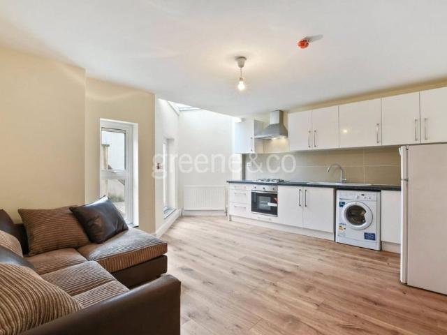 Apartment for rent in Hornsey, Isle Of Man
