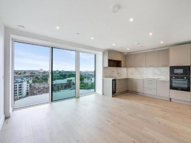 Flat for rent in Callis Yard, Greater London