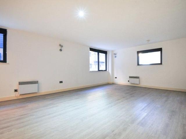 Apartment for rent in City Centre, Georgia