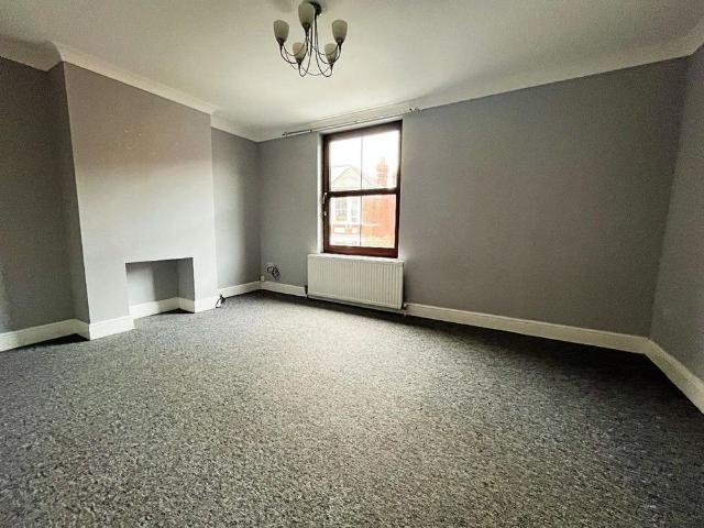 Apartment for rent in Walton, Eastbridge