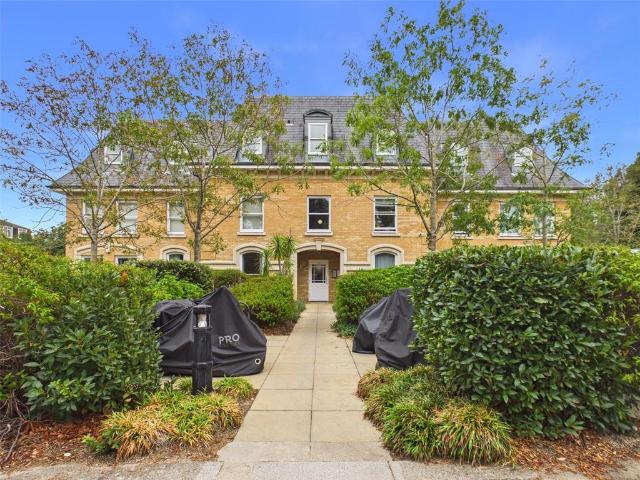 Flat for rent in Hampton Wick, Greater London
