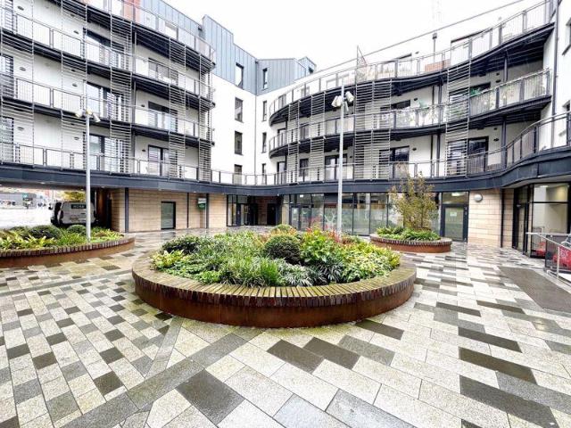 Flat for rent in Canongate, Old Town