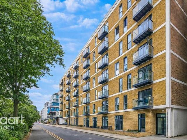 Apartment for rent in Alton Barnes, Essex