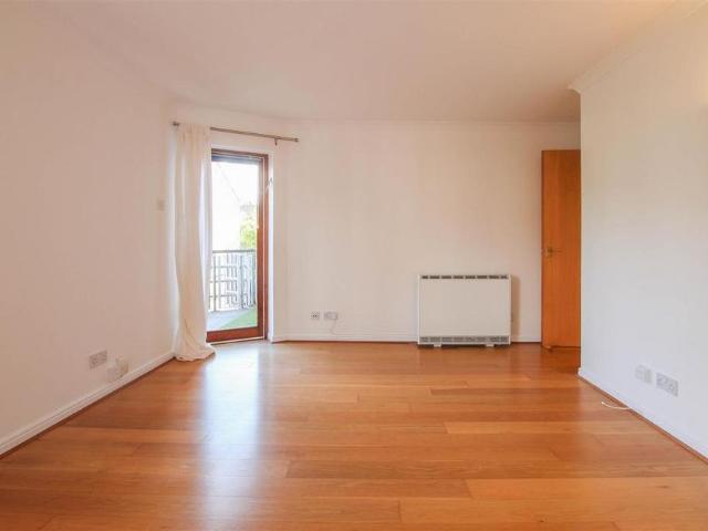 Apartment for rent in Pleasant Valley, Duton Hill