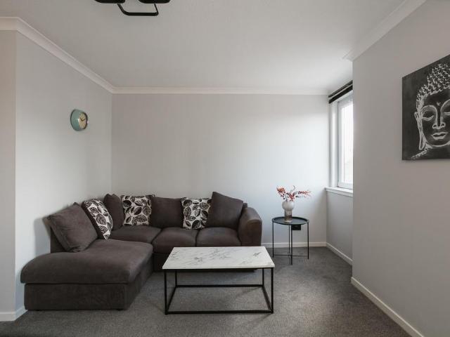 Flat for rent in Ballindoch, Scotland