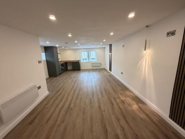 Apartment for rent in Farsley, West Yorkshire