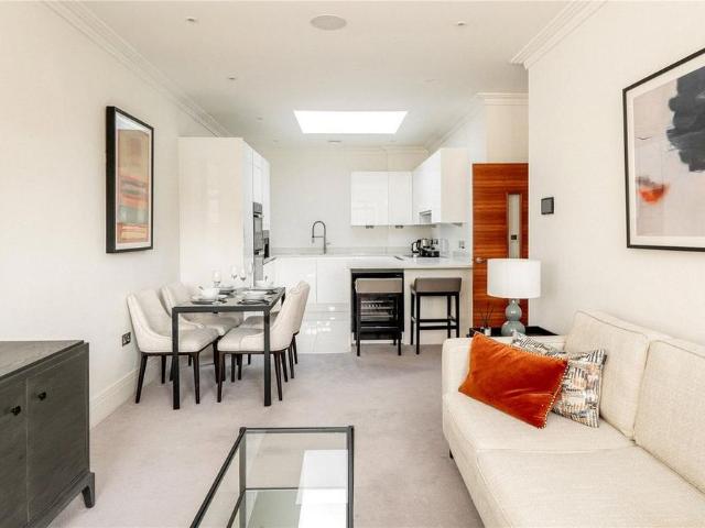 Apartment for rent in London Borough of Hammersmith and Fulham, Greater London