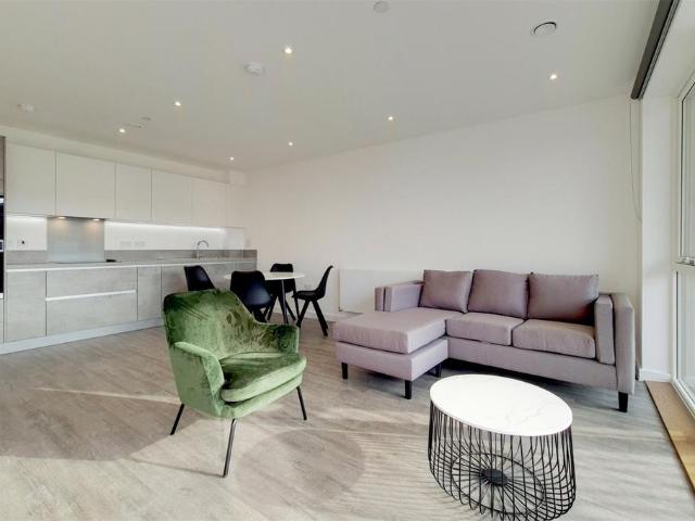Flat for rent in Thames View, Greater London
