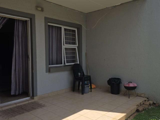 Apartment for rent in Waterkloof, Gauteng