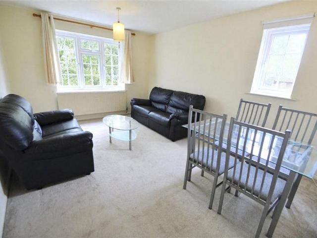 Apartment for rent in London Borough of Croydon, Greater London
