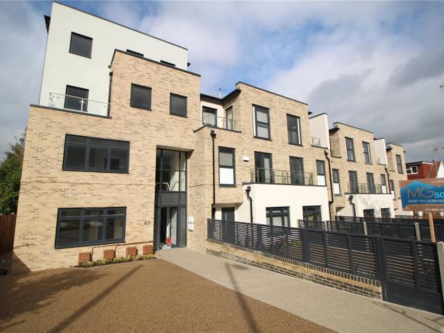 Apartment for rent in Brunswick Park, Greater London