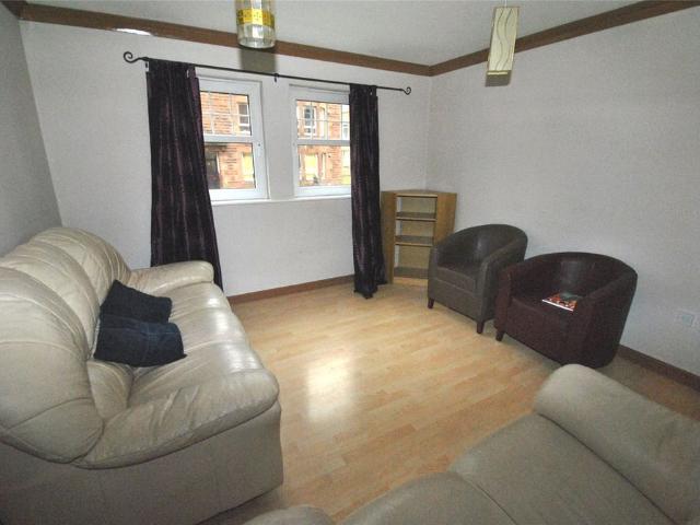 Apartment for rent in Pollokshaws, Scotland