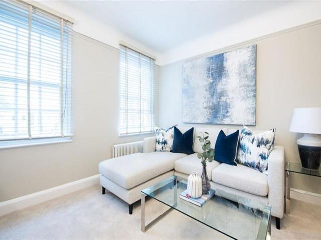 Apartment for rent in Chelsea, Greater London