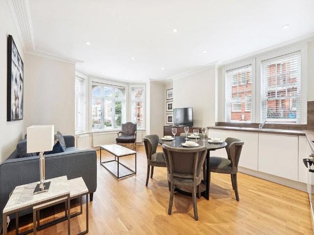 Flat for rent in Hammersmith, Greater London