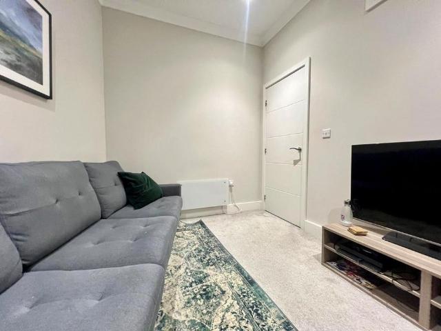 Apartment for rent in Lakenham, East Bank