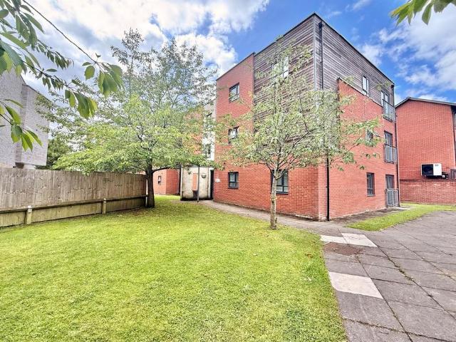Flat for rent in West Didsbury, Manchester