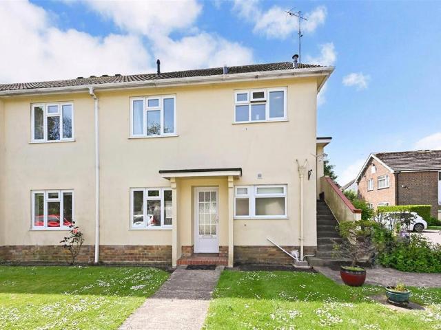 Flat for rent in Clapham, West Sussex