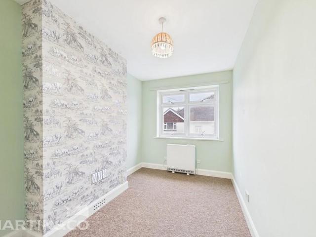 Apartment for rent in Sandown Park, Kent