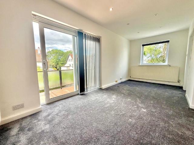 Apartment for rent in West Park, West Yorkshire
