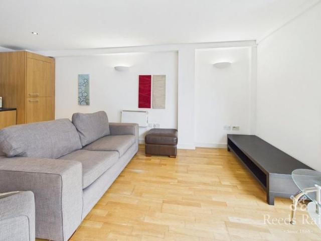 Apartment for rent in Lee Bank, Greater Manchester