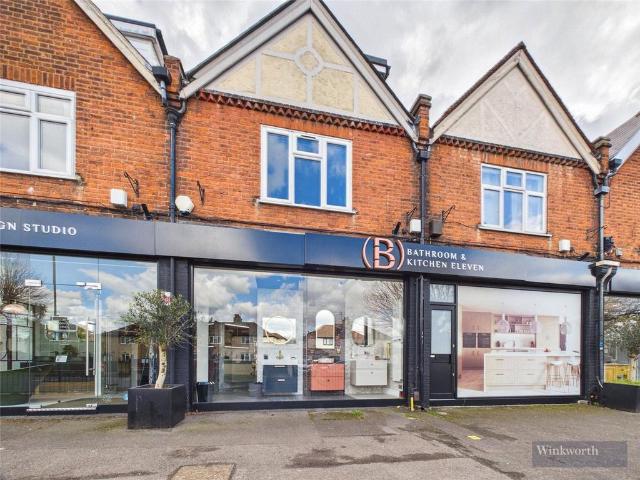 Flat for rent in Blackhills, Surrey