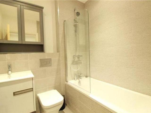 Apartment for rent in Spon End, West Midlands
