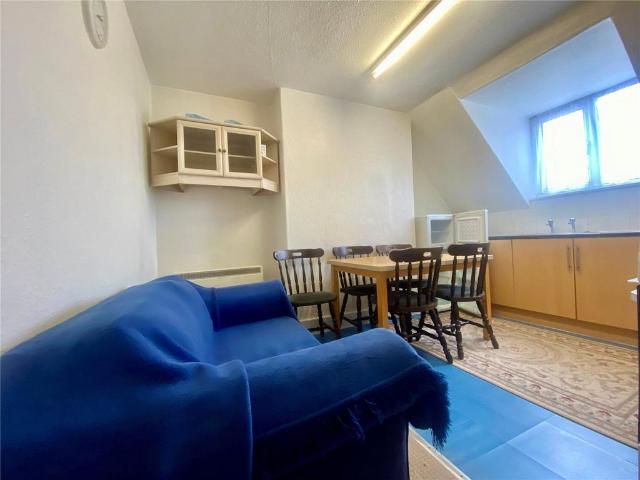 Flat for rent in Yeading, Greater London