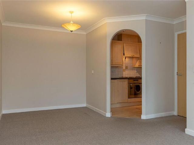 Apartment for rent in Porthill, Butterton