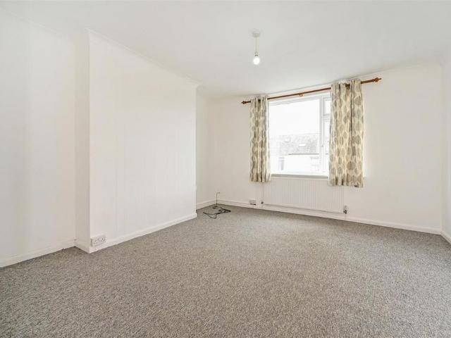 Apartment for rent in Oving, Littlecote