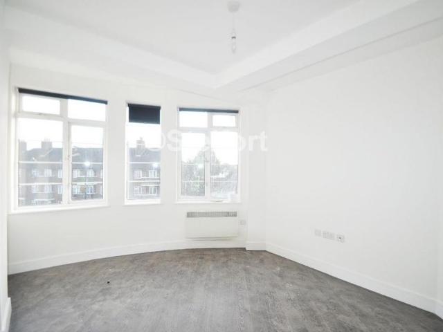 Apartment for rent in Mottingham, Greater London