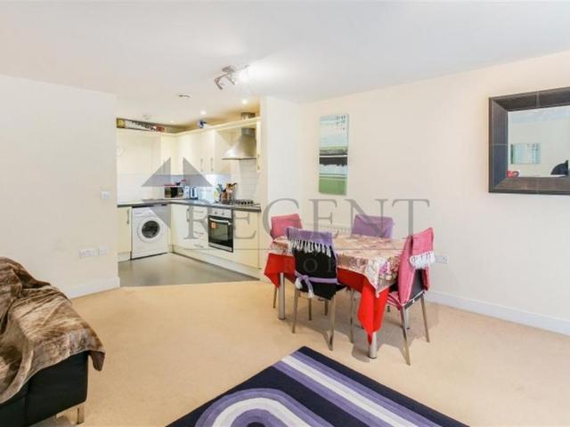 Apartment for rent in Northgate, Glynde
