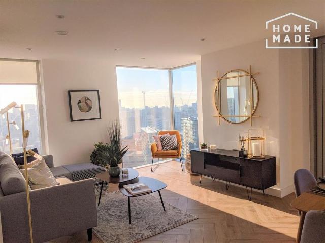 Apartment for rent in City Centre, Salford