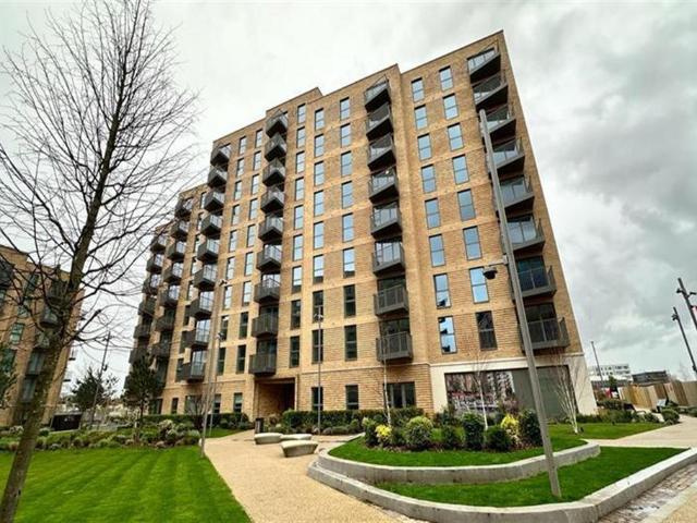 Flat for rent in Slough