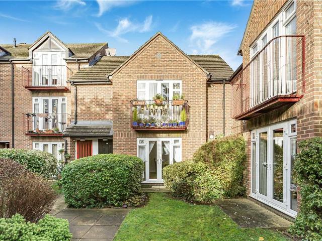 Flat for rent in The Slade, Oxfordshire