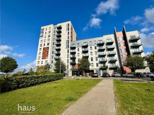 Flat for rent in Brompton, Gillingham