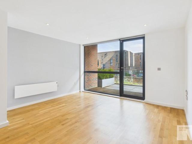 Flat for rent in Georgia, Greater Manchester