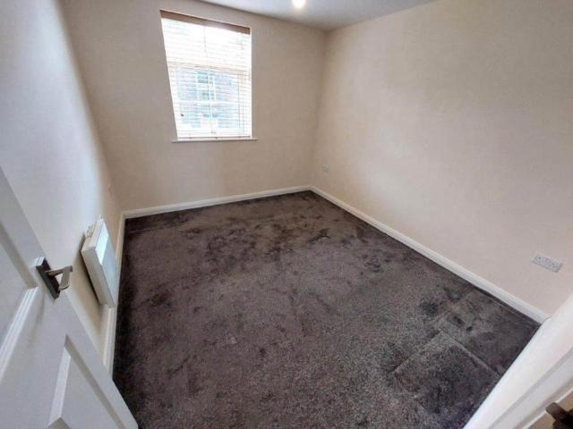 Apartment for rent in Burnedge, Greater Manchester