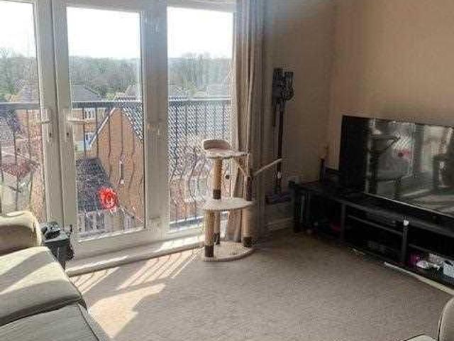 Apartment for rent in Llanharry, Brynsadler