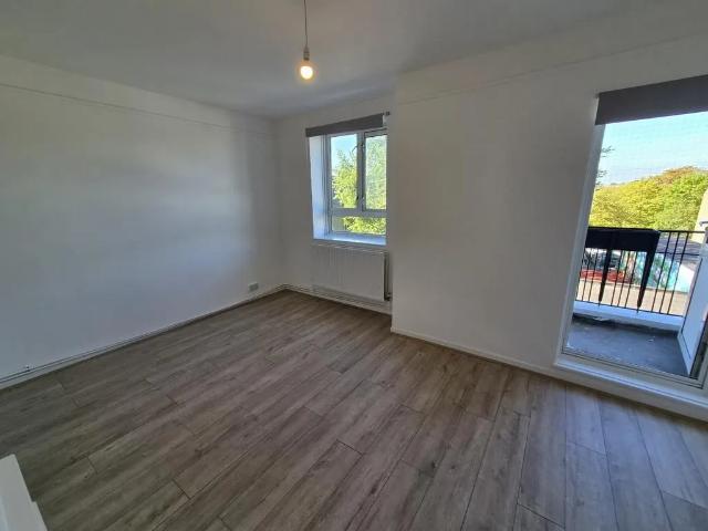 Apartment for rent in Swiss Cottage, Greater London