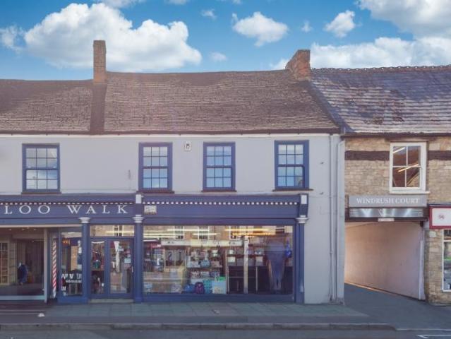 Flat for rent in Black Bourton, Oxfordshire