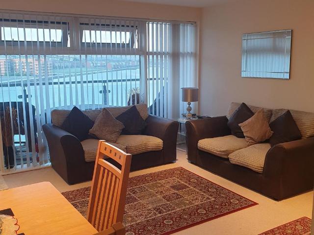 Flat for rent in SA1 Swansea Waterfront, Nangreaves