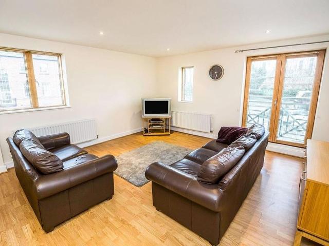 Apartment for rent in Newtown, Two Mills