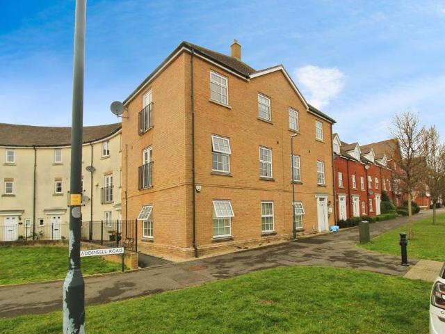Flat for rent in Redhouse, Abbey Mead