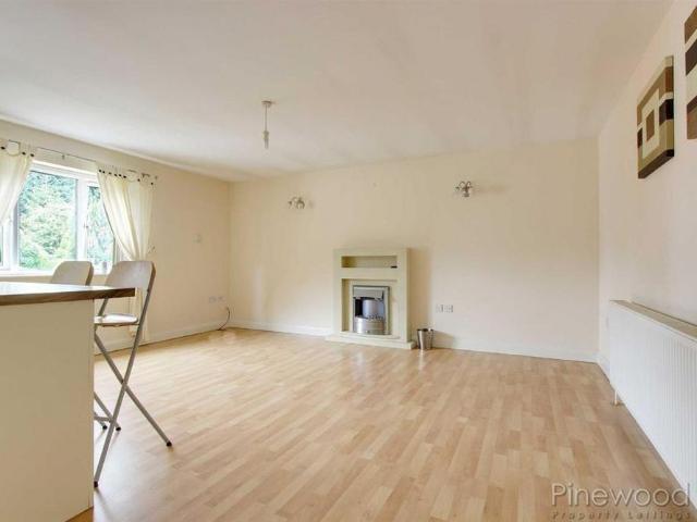 Apartment for rent in Loundsley Green, East Midlands