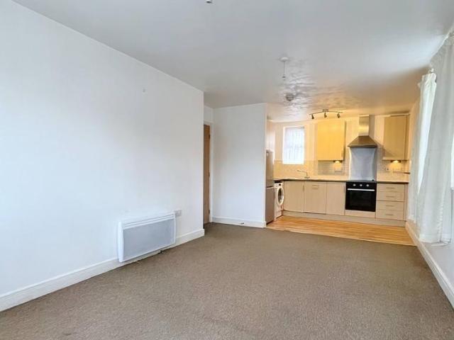 Apartment for rent in Fountainhead, West Yorkshire