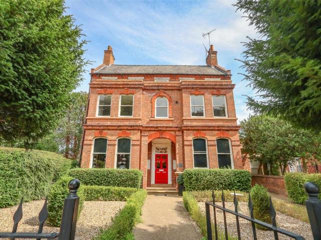 Flat for rent in Alverton, East Midlands