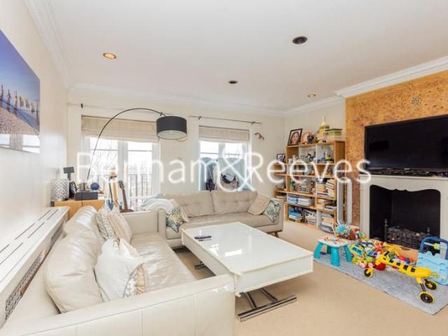 Apartment for rent in West Hampstead, Isle Of Man