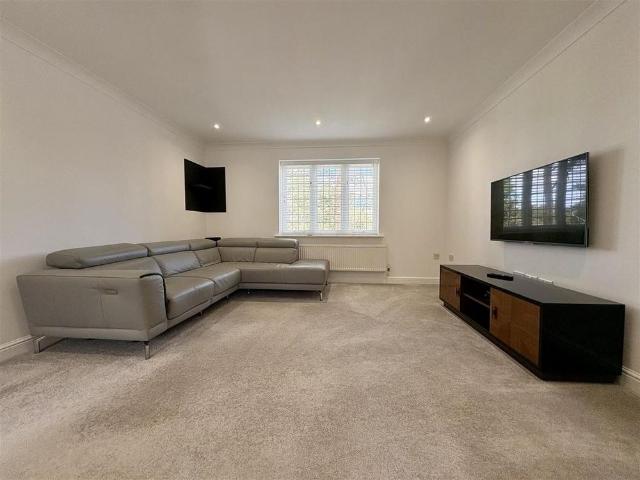 Apartment for rent in Tettenhall Wood, Wolverhampton
