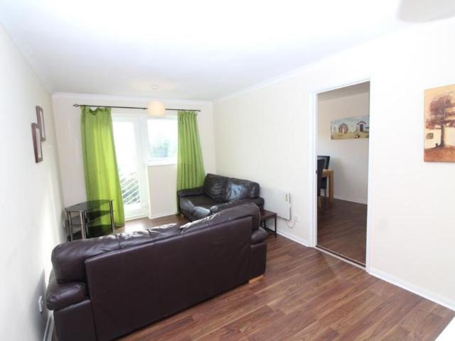 Apartment for rent in Nangreaves, Wales