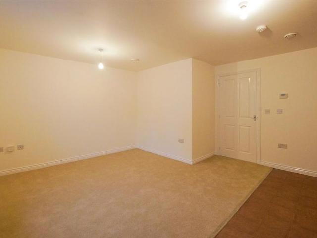 Apartment for rent in Chichester